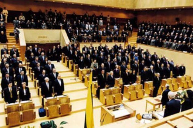 В Литве депутата лишили неприкосновенности за нарушение ПДД