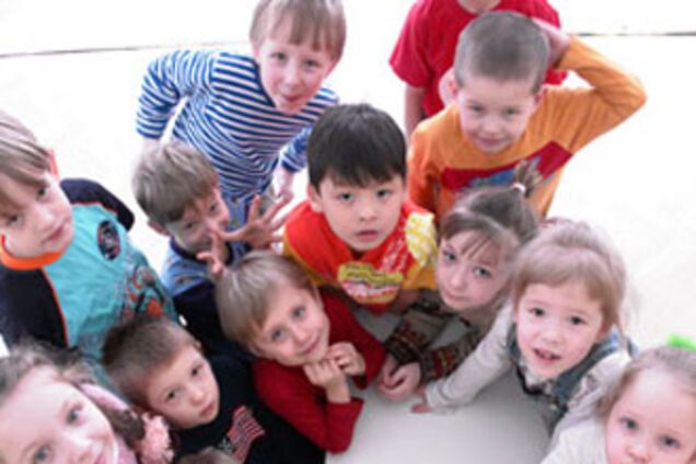 Кожна п'ята дитина в Україні народжена поза шлюбом
