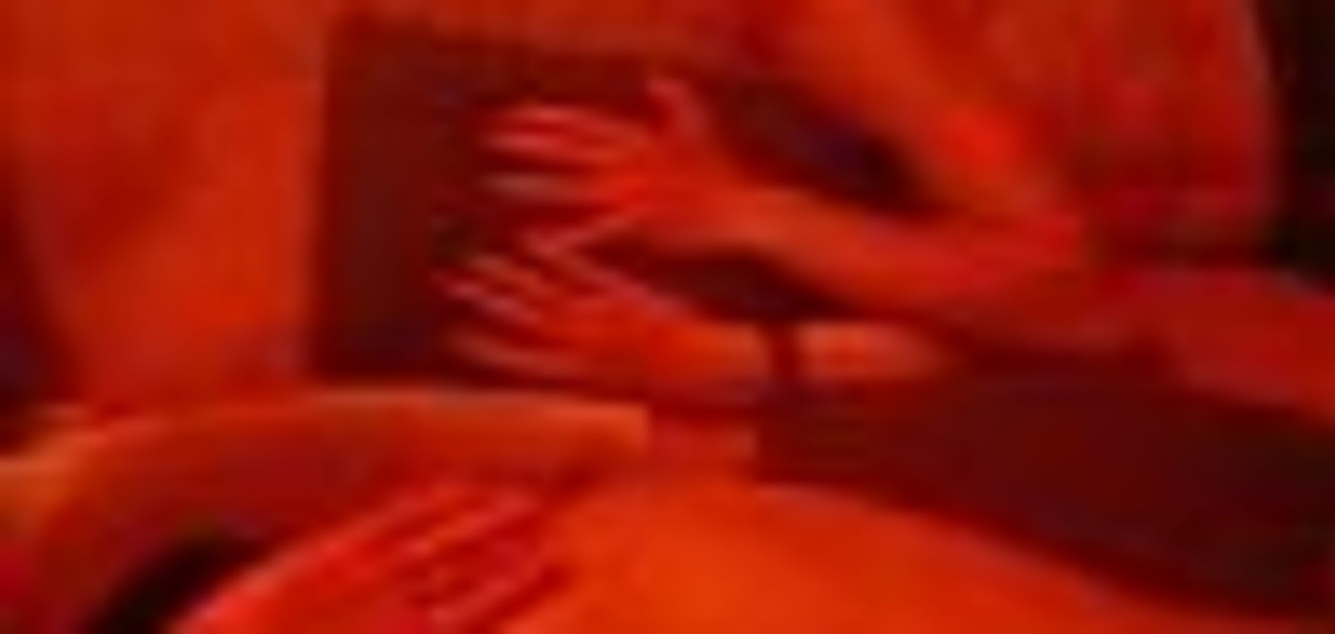 Крах глобальної порностудії-лідера в Україні