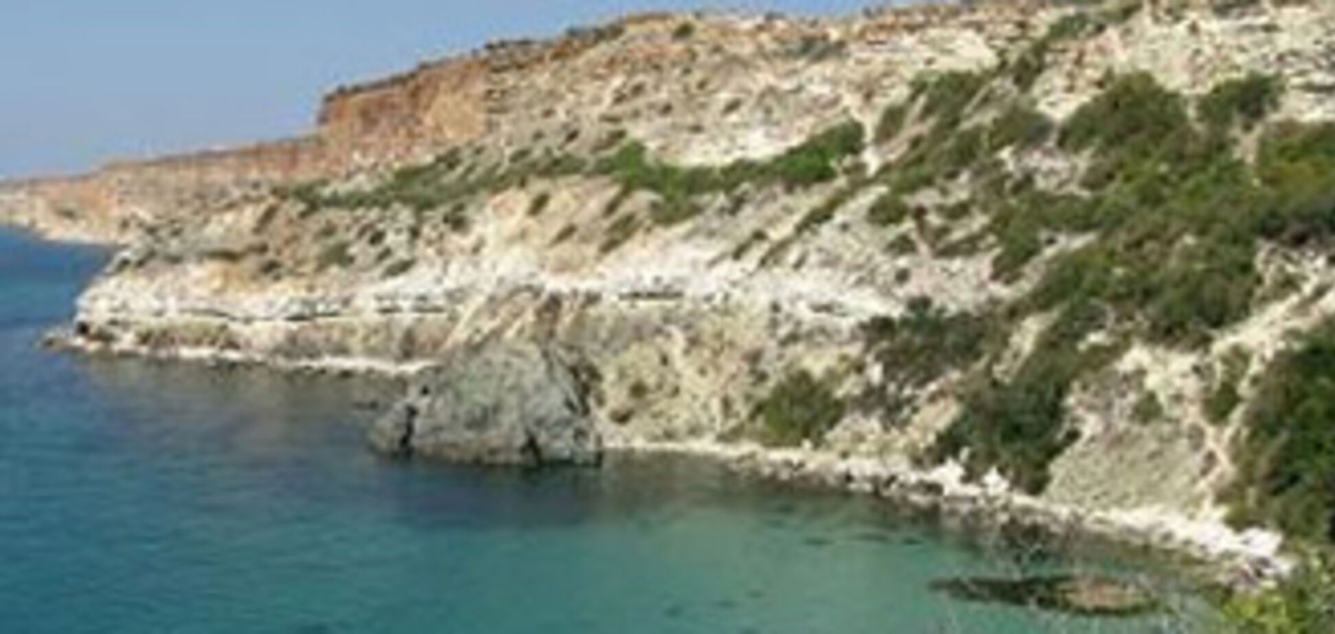 У Криму п'яний росіянин впав зі скелі