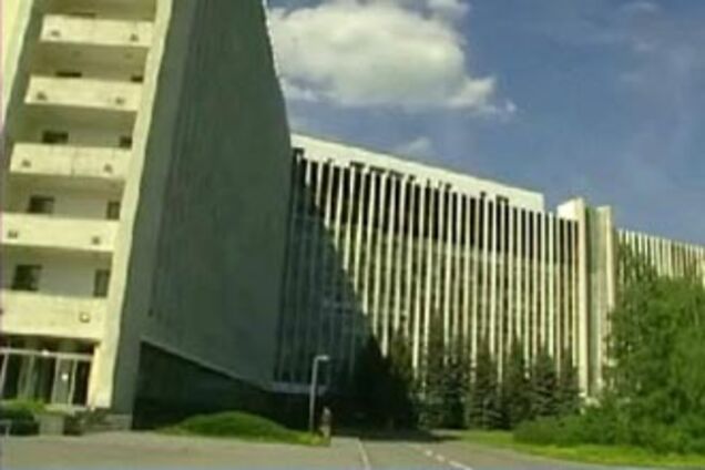 У президентській лікарні обвалилася стеля: є жертви