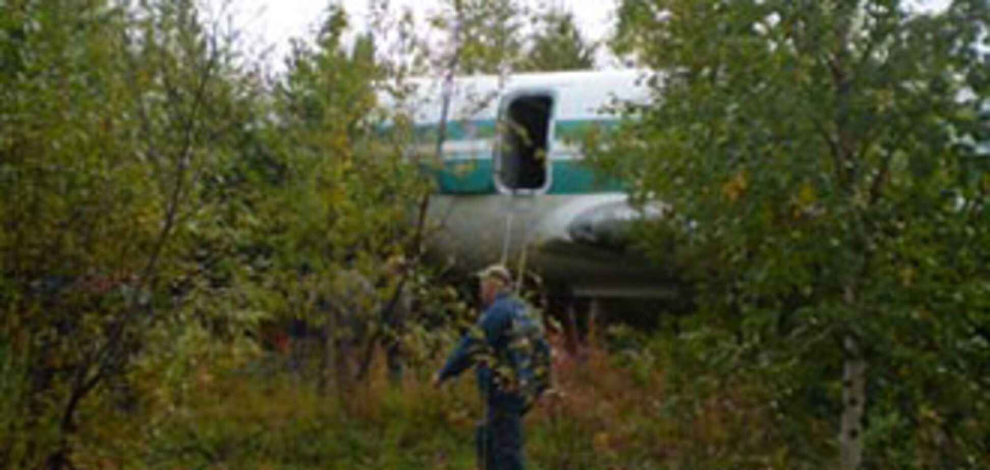 Пилоты спасли 89 человек, приземлившись в тайге. ВИДЕО