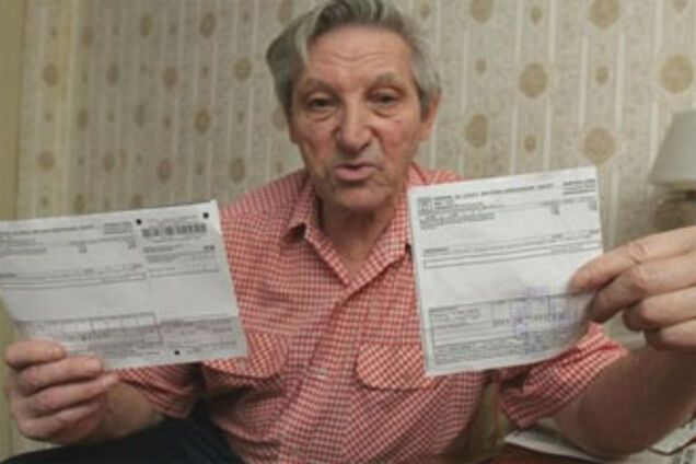Украинцев волнуют тарифы и мусор, а не местные выборы