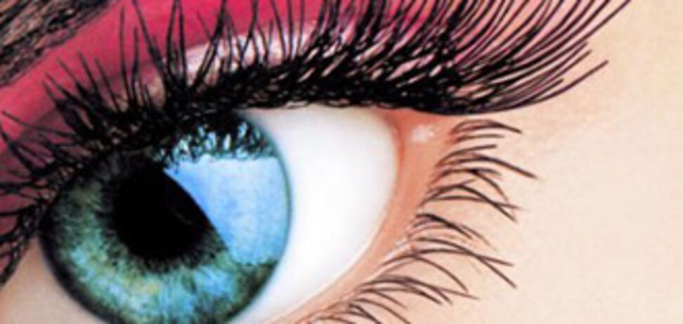 Промывать глаза чаем - это зверство!