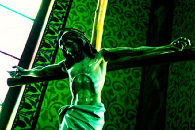 Пастор 'развел' прихожанку на кредит