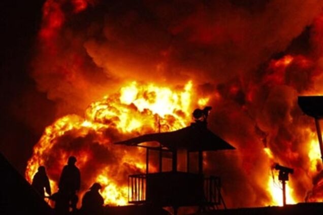 Во взорванной на АЗС машине погиб человек. ФОТО