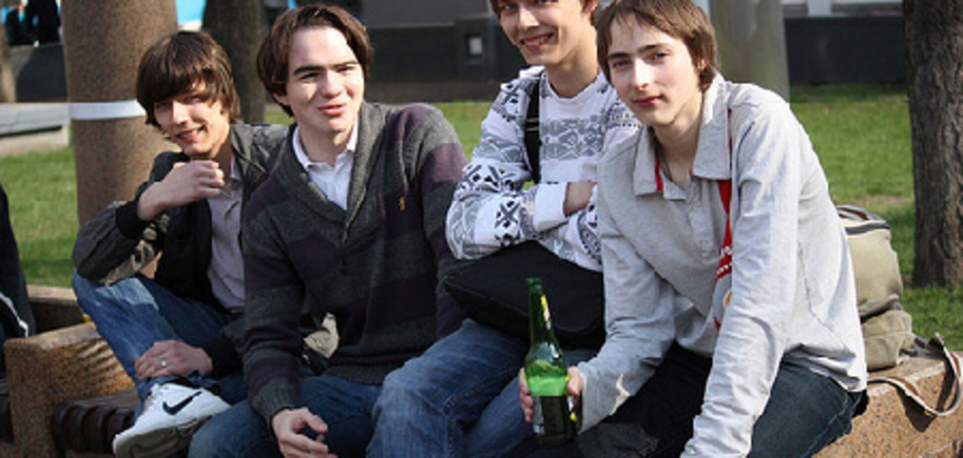 Хто проводить досліди над школярами?