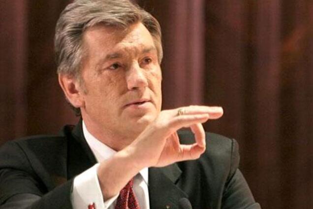 Ющенко занял место пресс-секретаря Тины Кароль