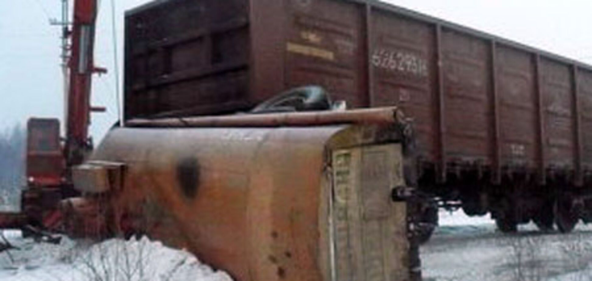 В России бензовоз столкнулся с поездом, есть погибшие