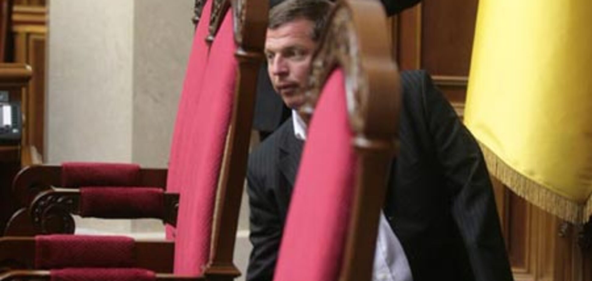 Депутат від ПР напав на журналіста