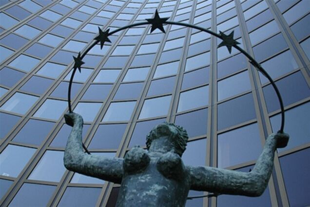 Долг Евросоюза превысил все допустимые пределы