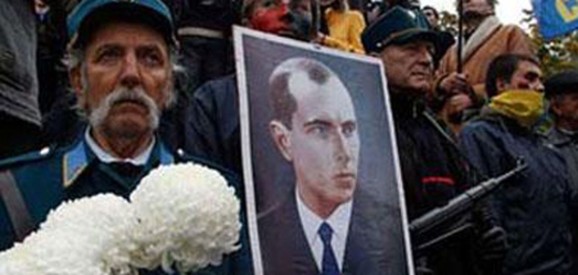 Галичина угрожает Януковичу национальной революцией