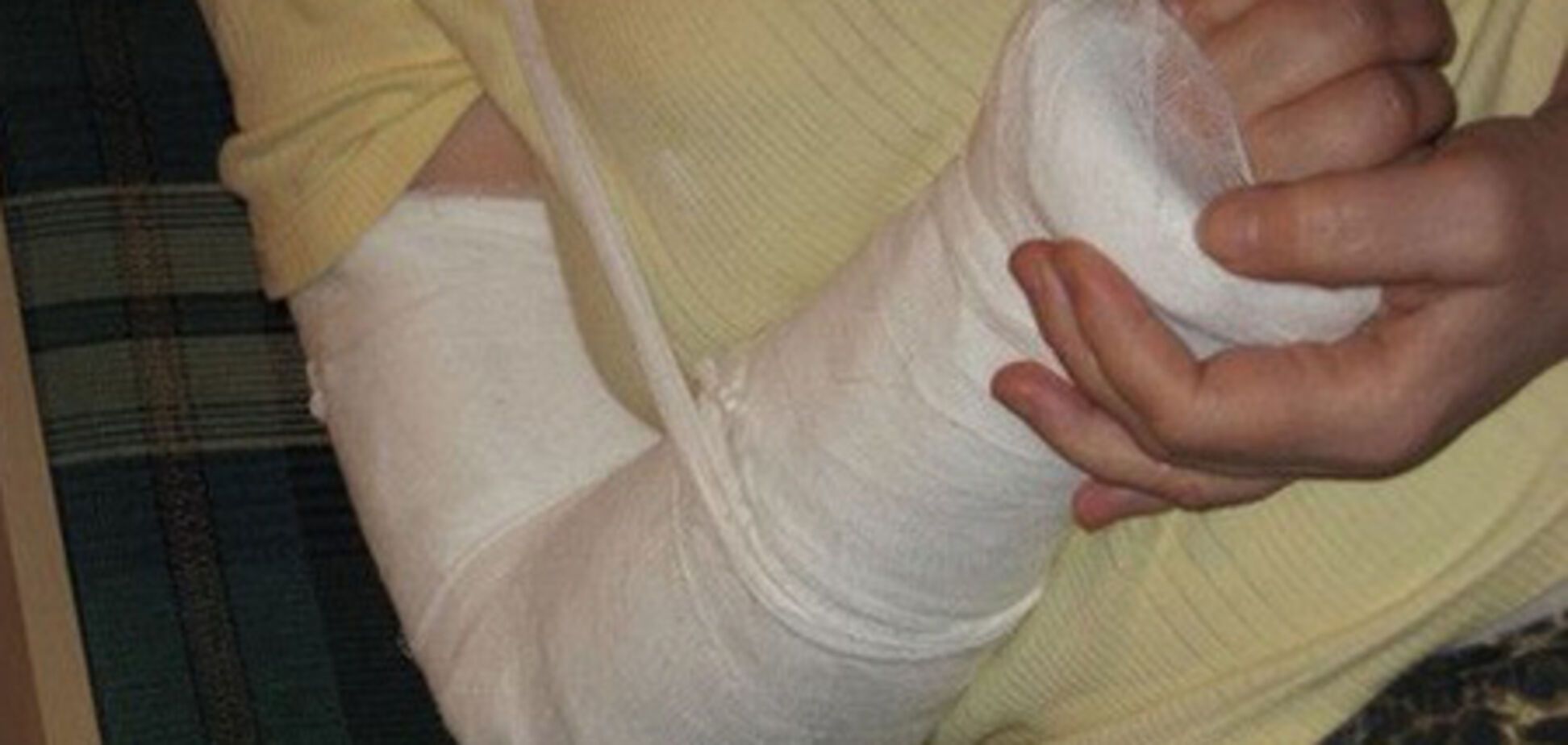 В Харькове водитель маршрутки сломал льготнице руку