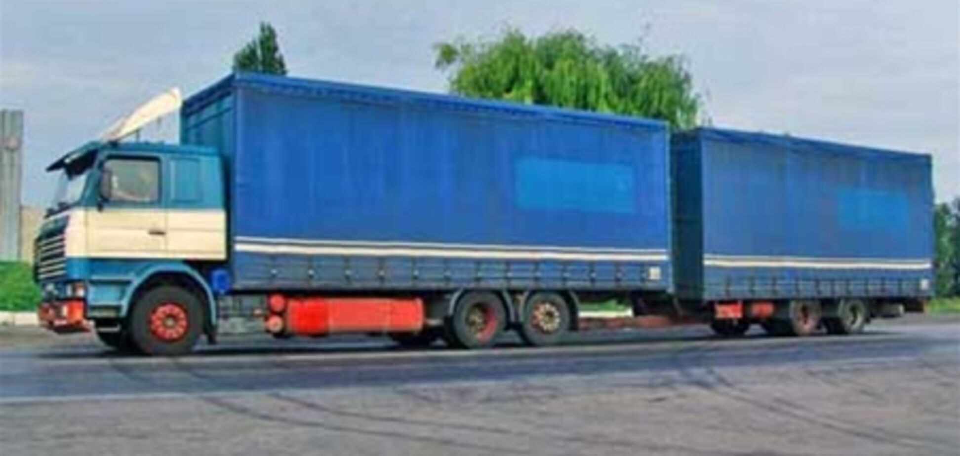 ГАИ будет помогать беречь грузы дальнобойщиков