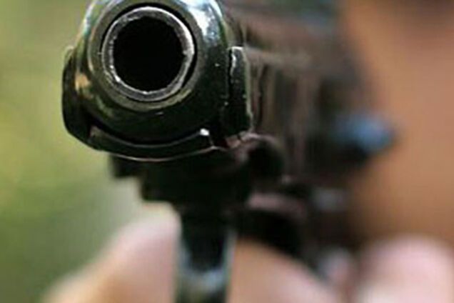 Девятикласник устроил стрельбу в школе