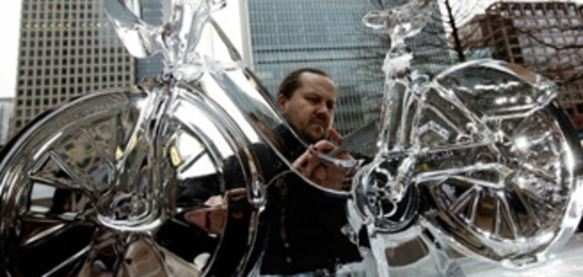 Велосипед з льоду