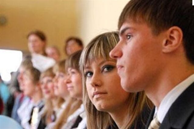 В школах последний звонок прозвучит 27 мая