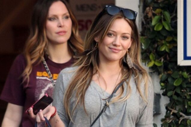 Просто секси Хилари Дафф без макияжа