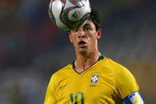 СМИ: Бразильская звезда футбола может перейти в Украину