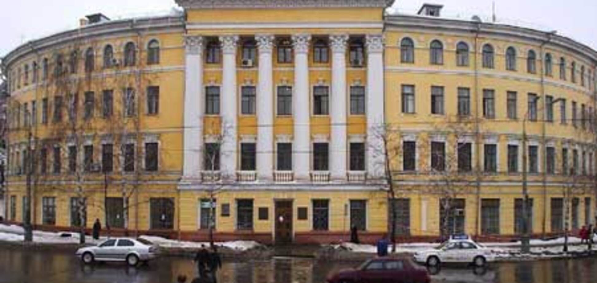 Могилянку 'унизят' до уровня колледжа