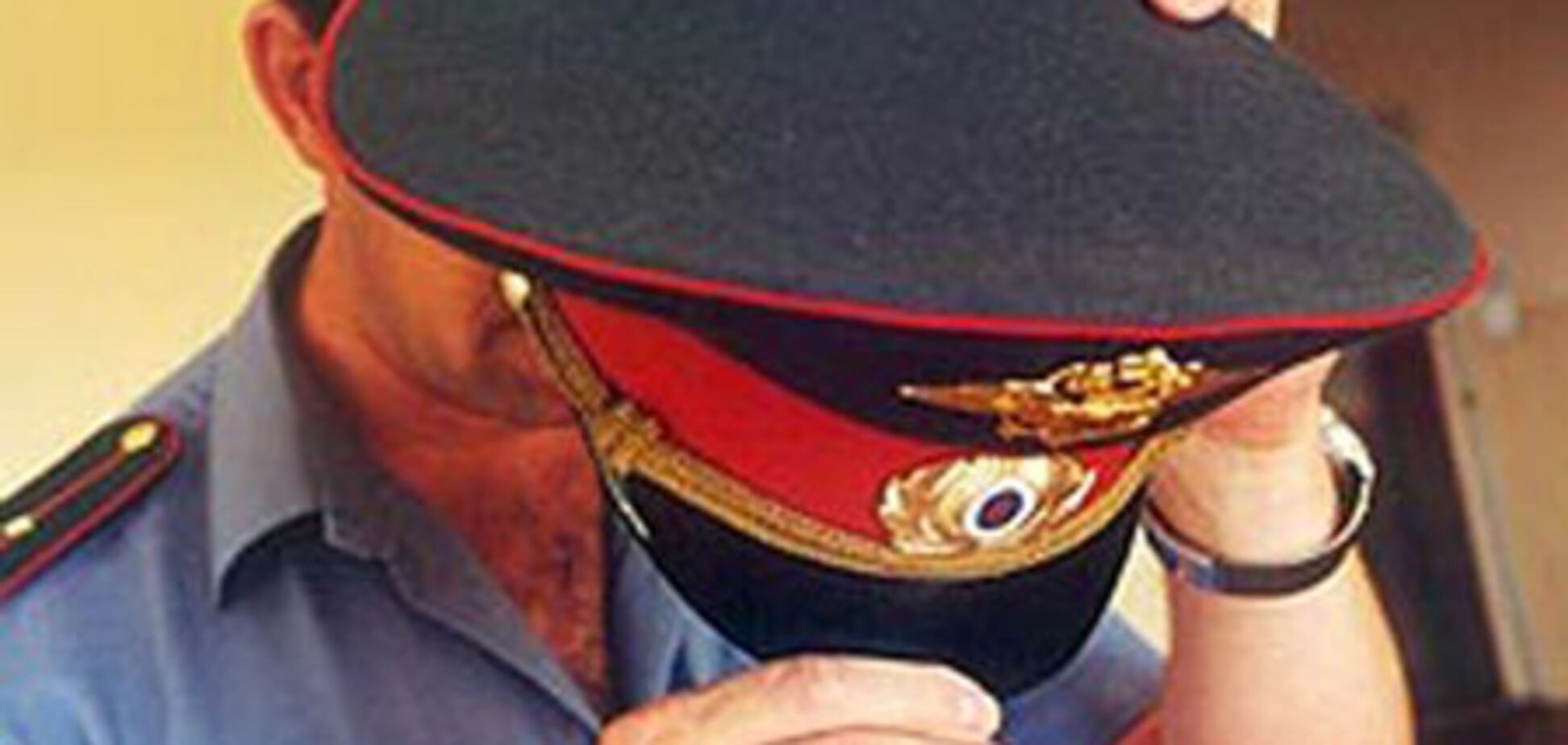 Разъяренный россиянин откусил милиционеру нос