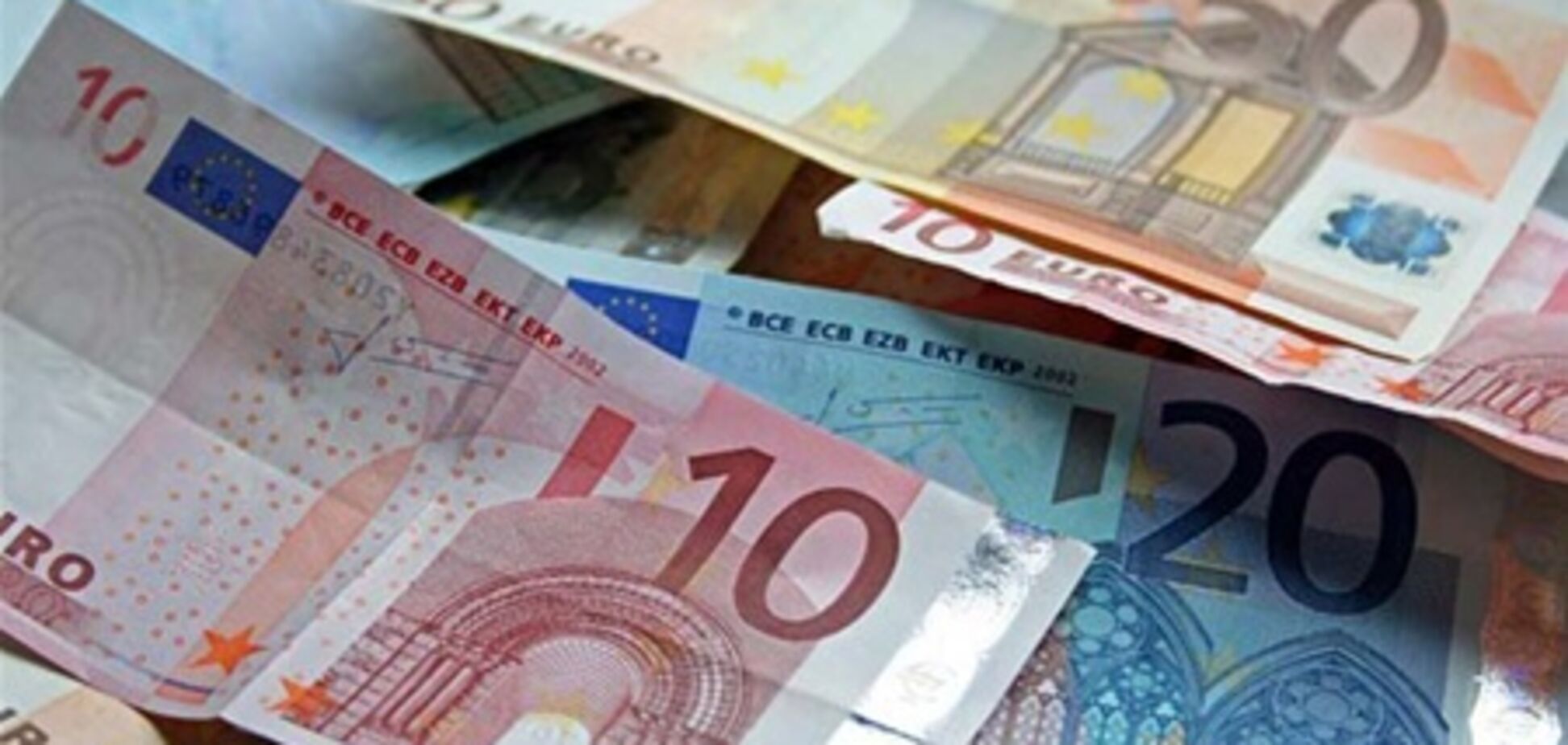 Евро продолжает дорожать, 24 января 2011