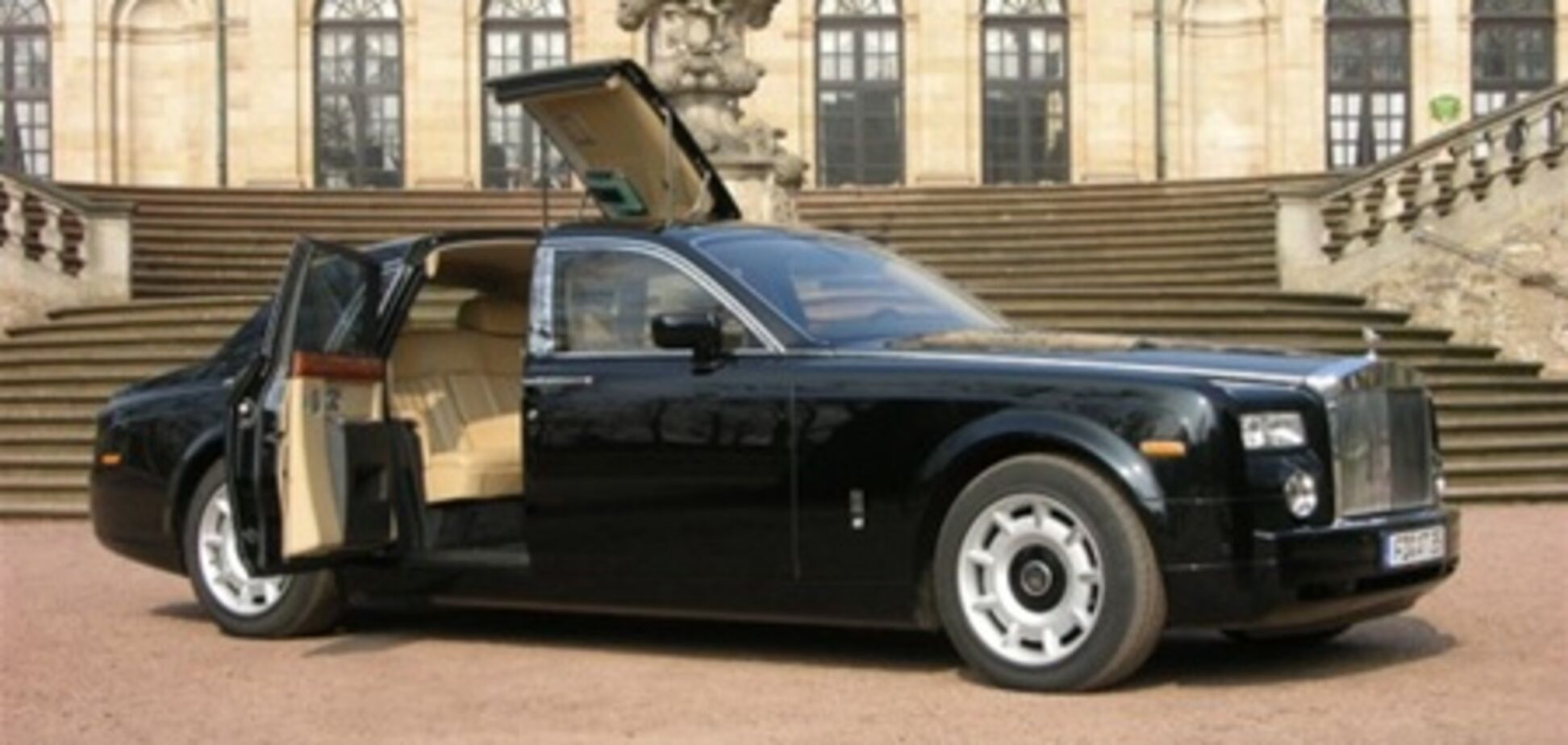 Rolls-Royce готовится к выпуску электромобиля