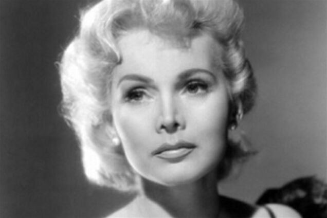 Жа Жа Габор повернулася додому з лікарні після ампутації ноги