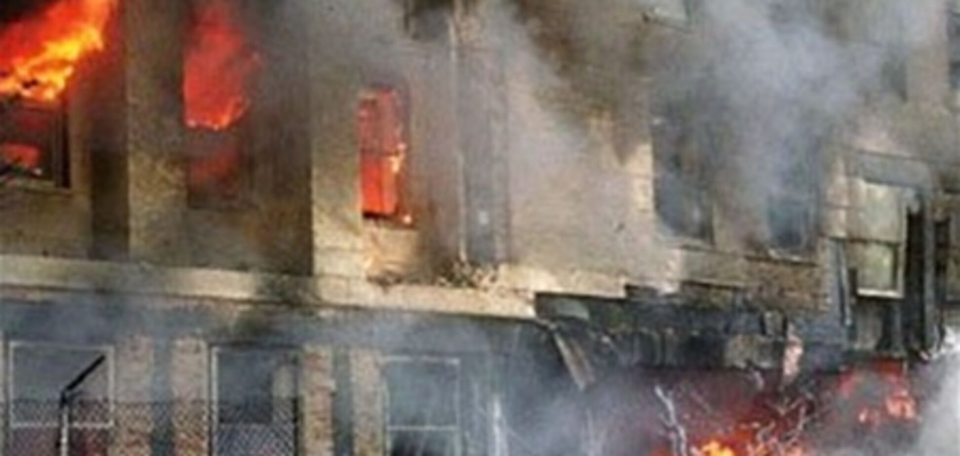 В Ялте взрывом едва не разорвало многоэтажку