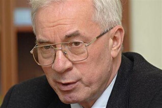 Азаров считает газовые отношения с Россией неравноправными