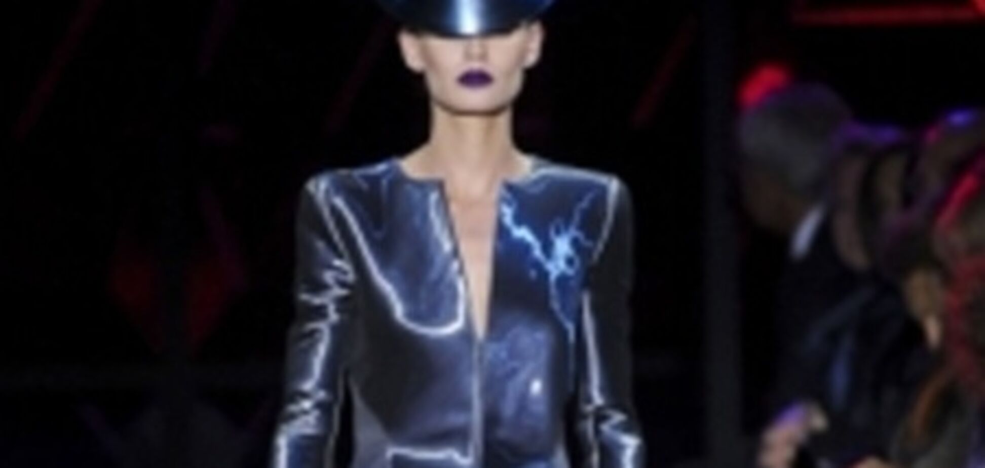 Неделя моды в Париже. Женская коллекция Giorgio Armani. ФОТО