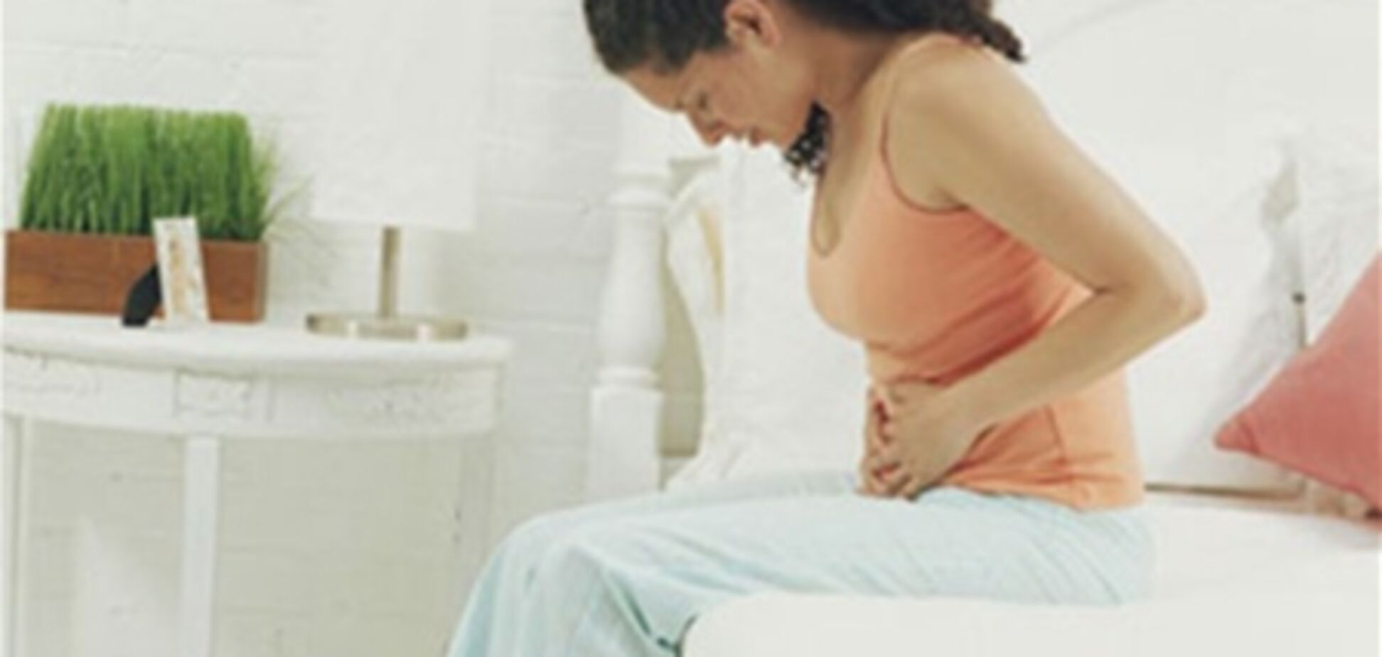 Робітниць фірми зобов'язали носити червоні браслети під час менструації