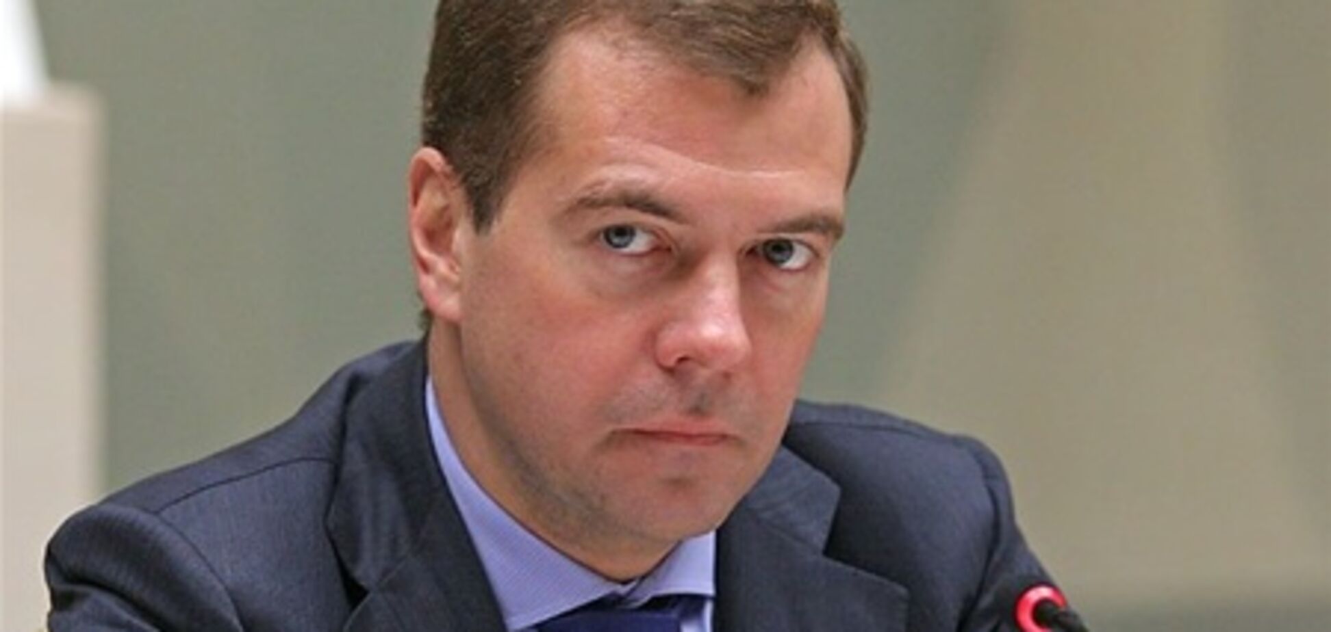 Медведев: президент не будет менять приговор Ходорковскому