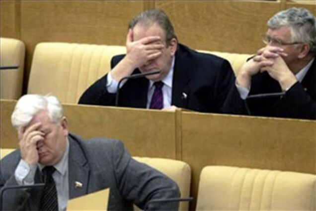 Госдума РФ превратила милицию в полицию и разрешила ей бить женщин