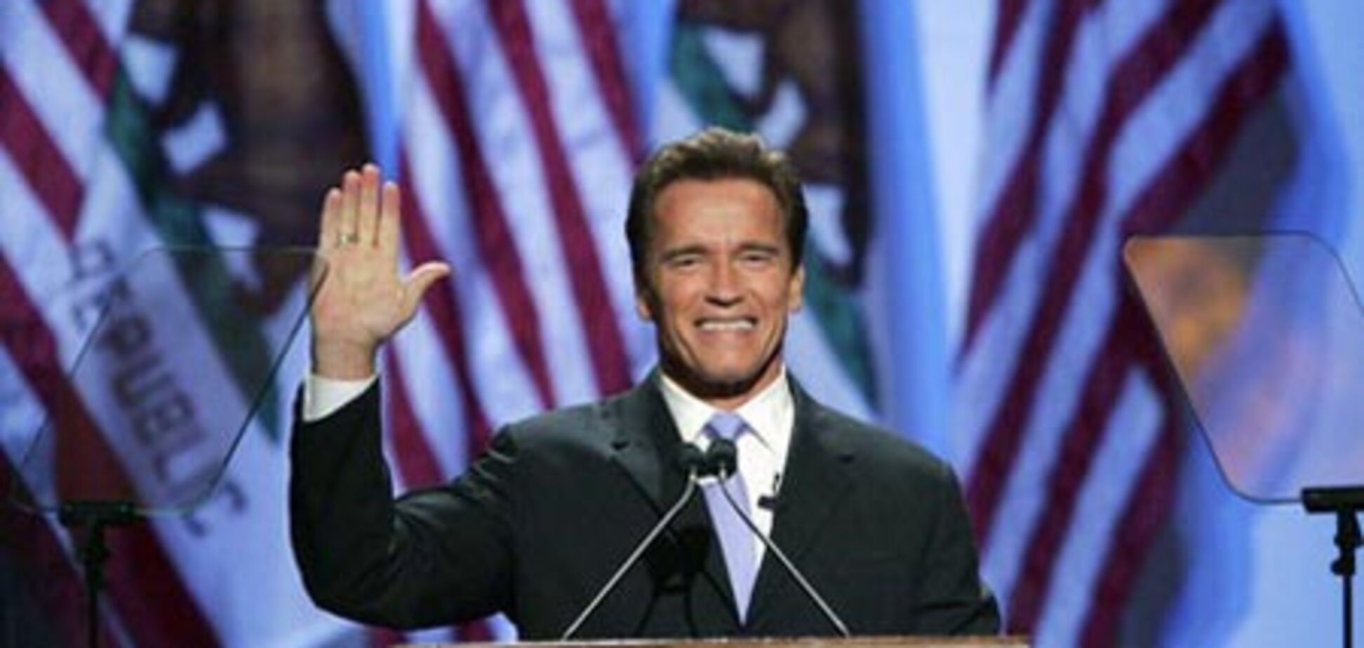 Шварценеггер залишає посаду губернатора на піку кризи