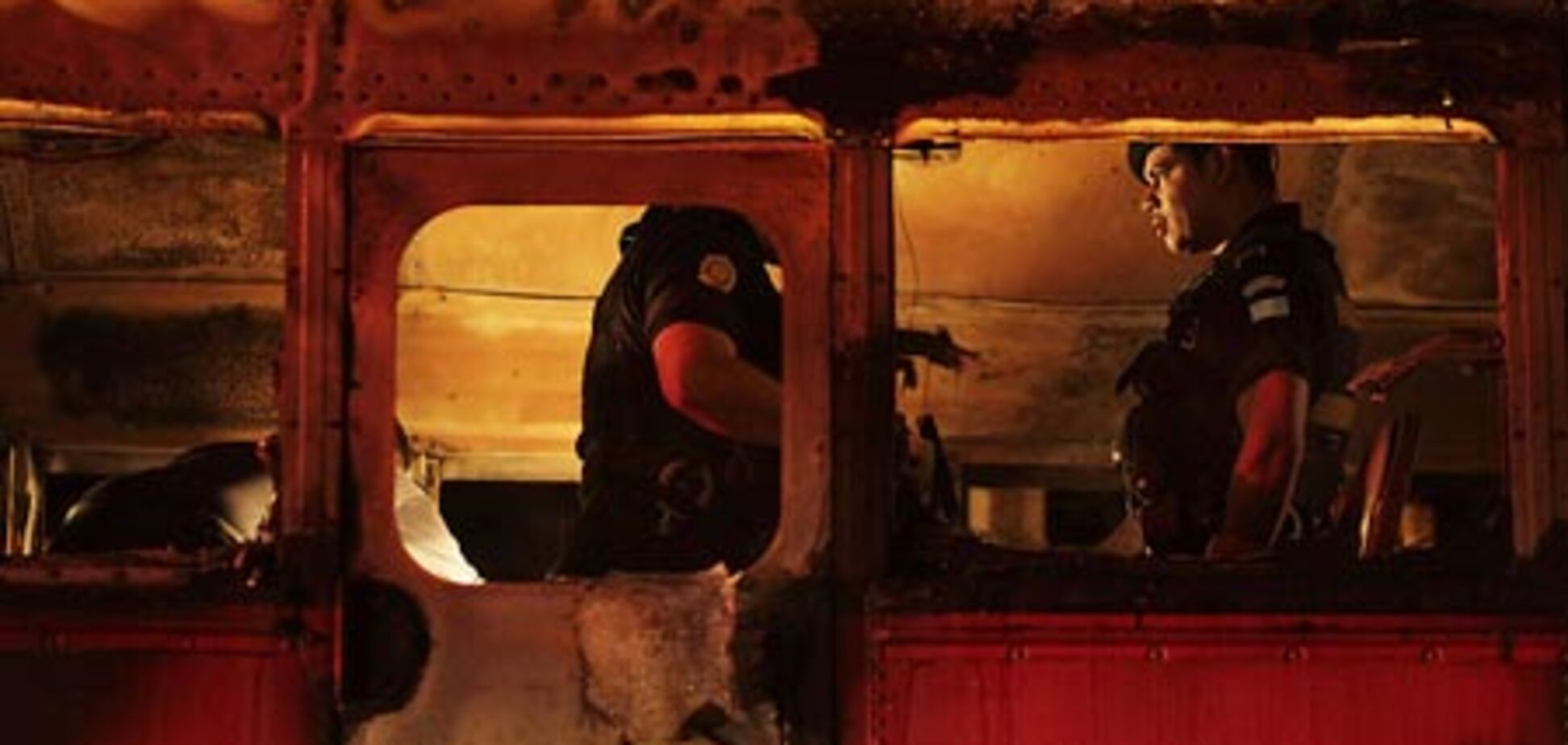 Взрыв автобуса в Гватемале: четверо погибших