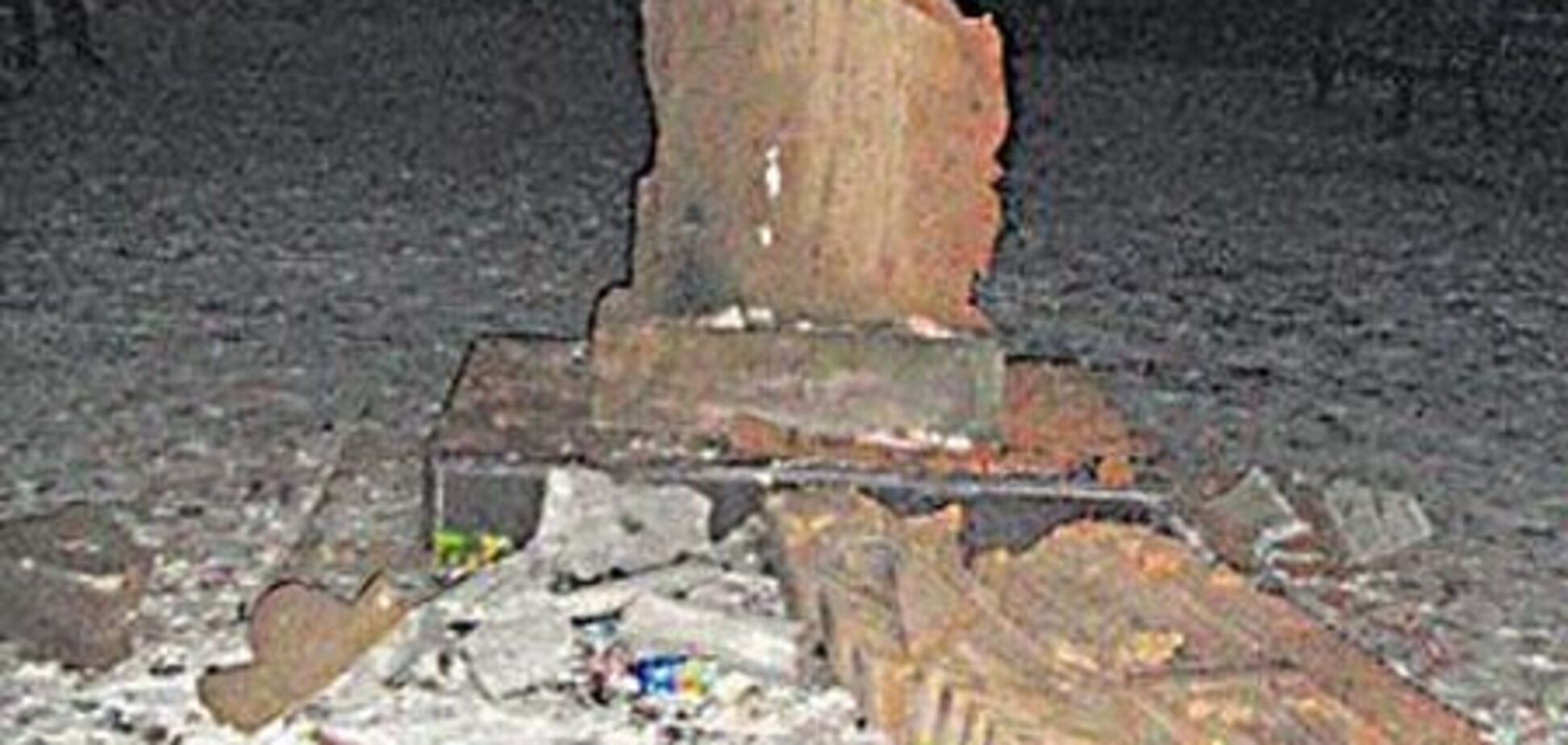 В Никополе разбили памятник украинско-армянской дружбы