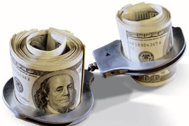 12 співробітників МВС отримали строк з конфіскацією