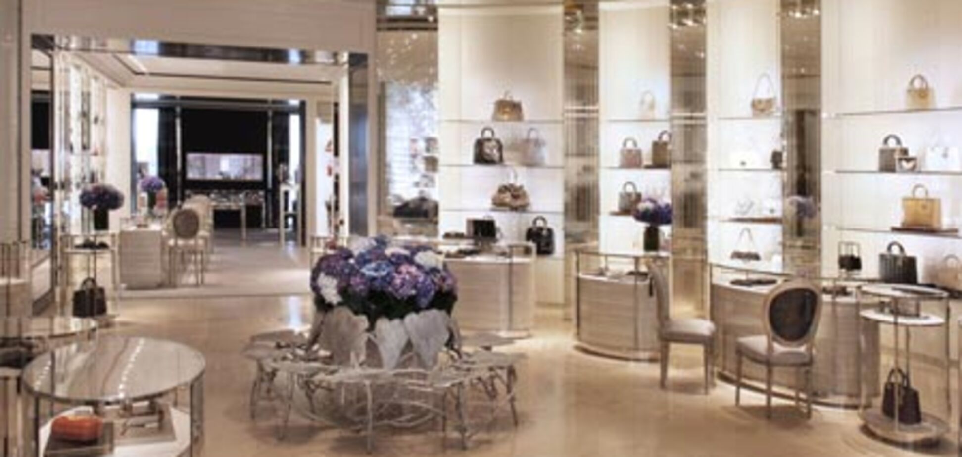 Бутік Christian Dior в Каннах пограбували на мільйон євро