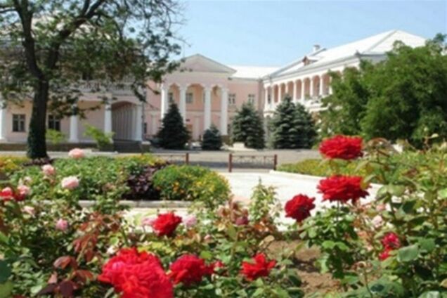 Работа Сакского санатория парализована, может начаться бунт