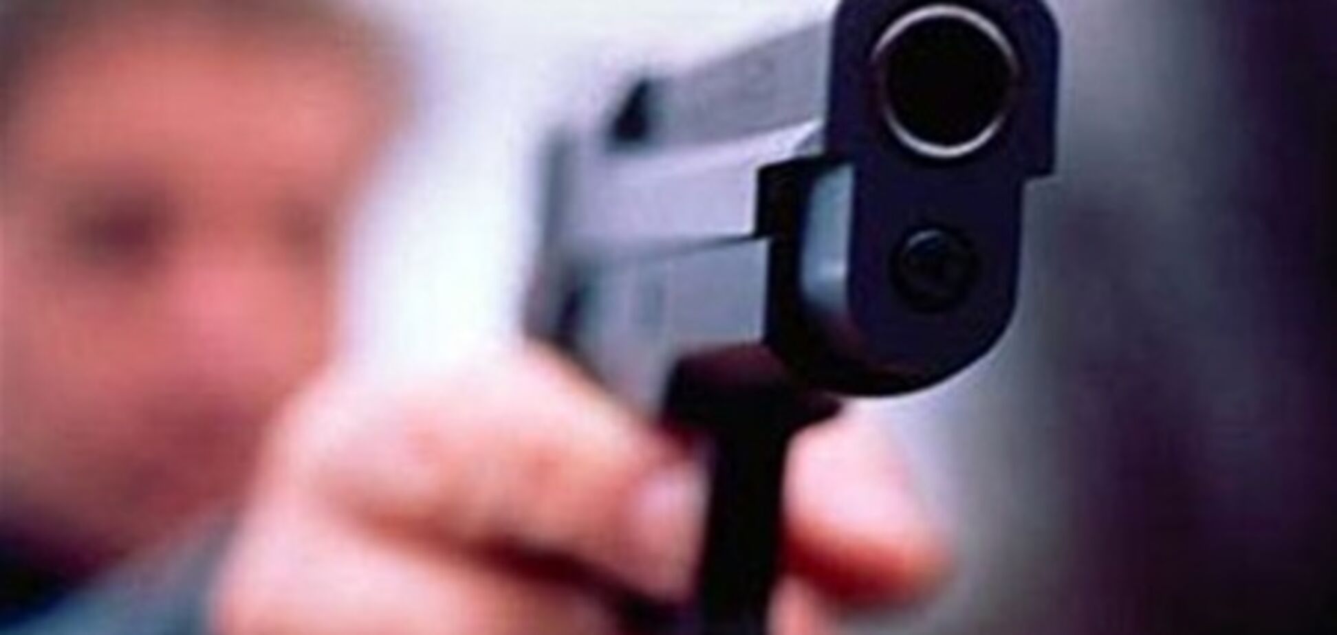 Невідомий вистрілив в обличчя 12-річній дівчинці