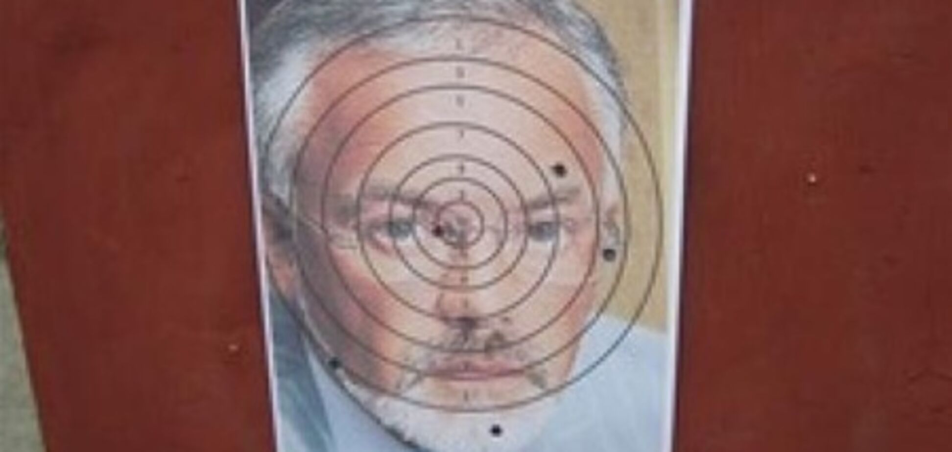 Під Львовом всі бажаючі могли 'постріляти' в Табачника