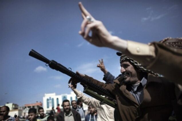 Повстанці взяли без бою центр Сирта