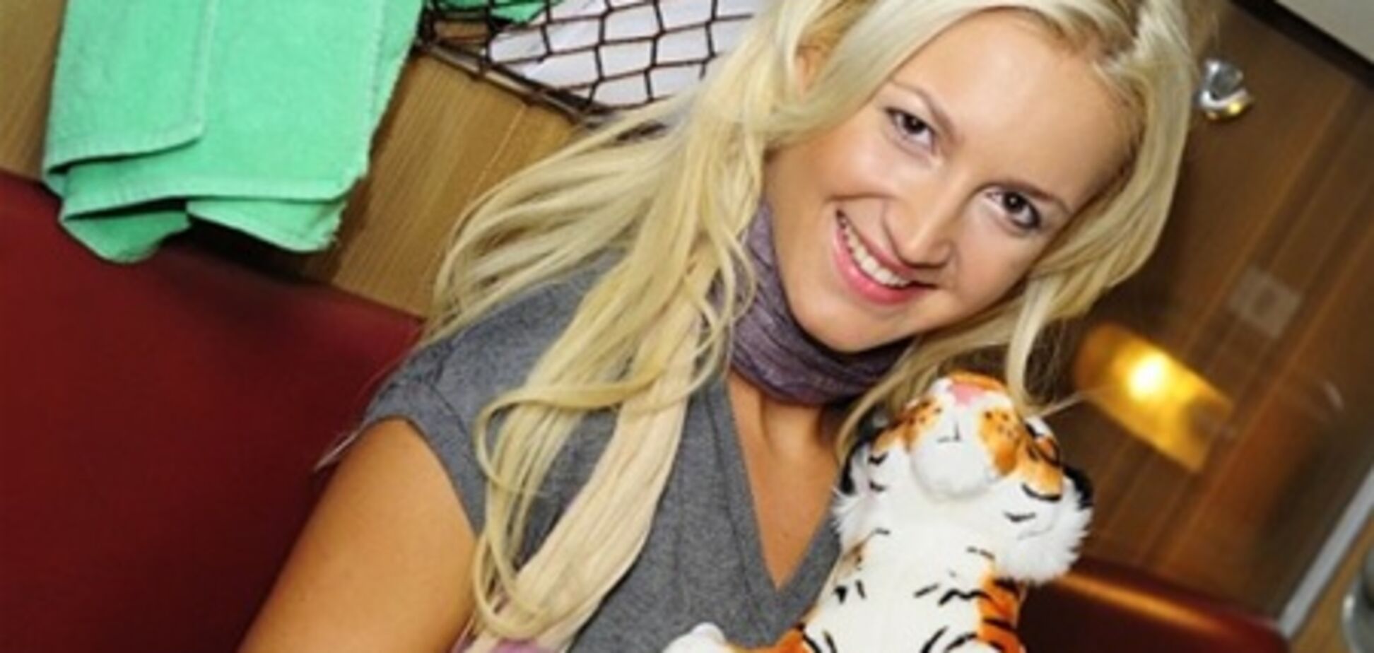 Весілля Бузової відбудеться наступного року