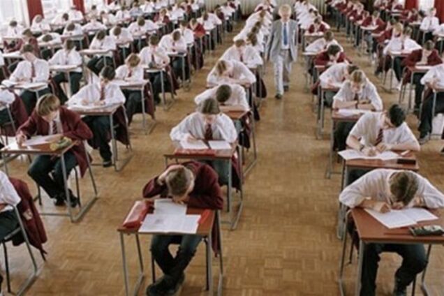 Скандал! В Британии продают липовые дипломы для иностранцев