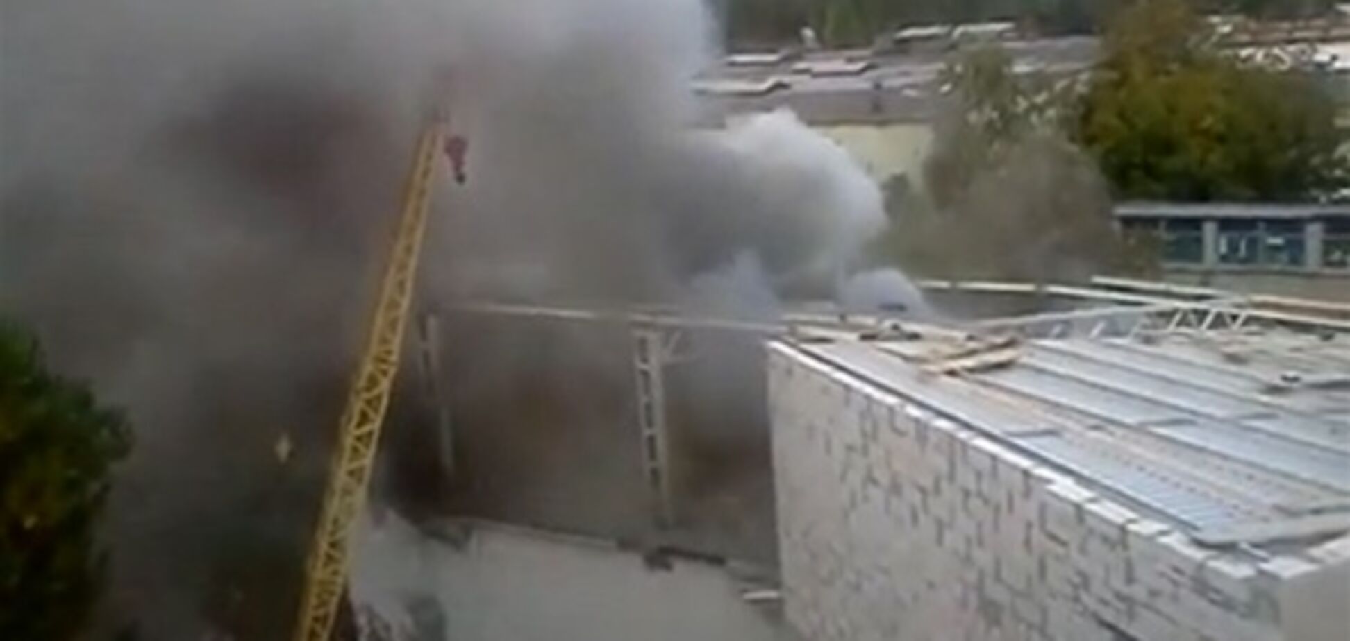 У центрі Одеси загорівся нічний клуб. Відео