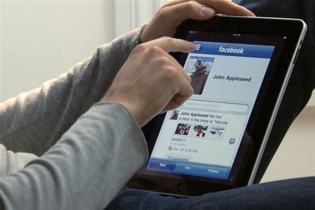 Соцсеть Facebook пришла на планшет iPad