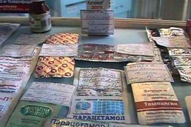 Янукович підписав закон про введення кримінальної відповідальності за підробку ліків