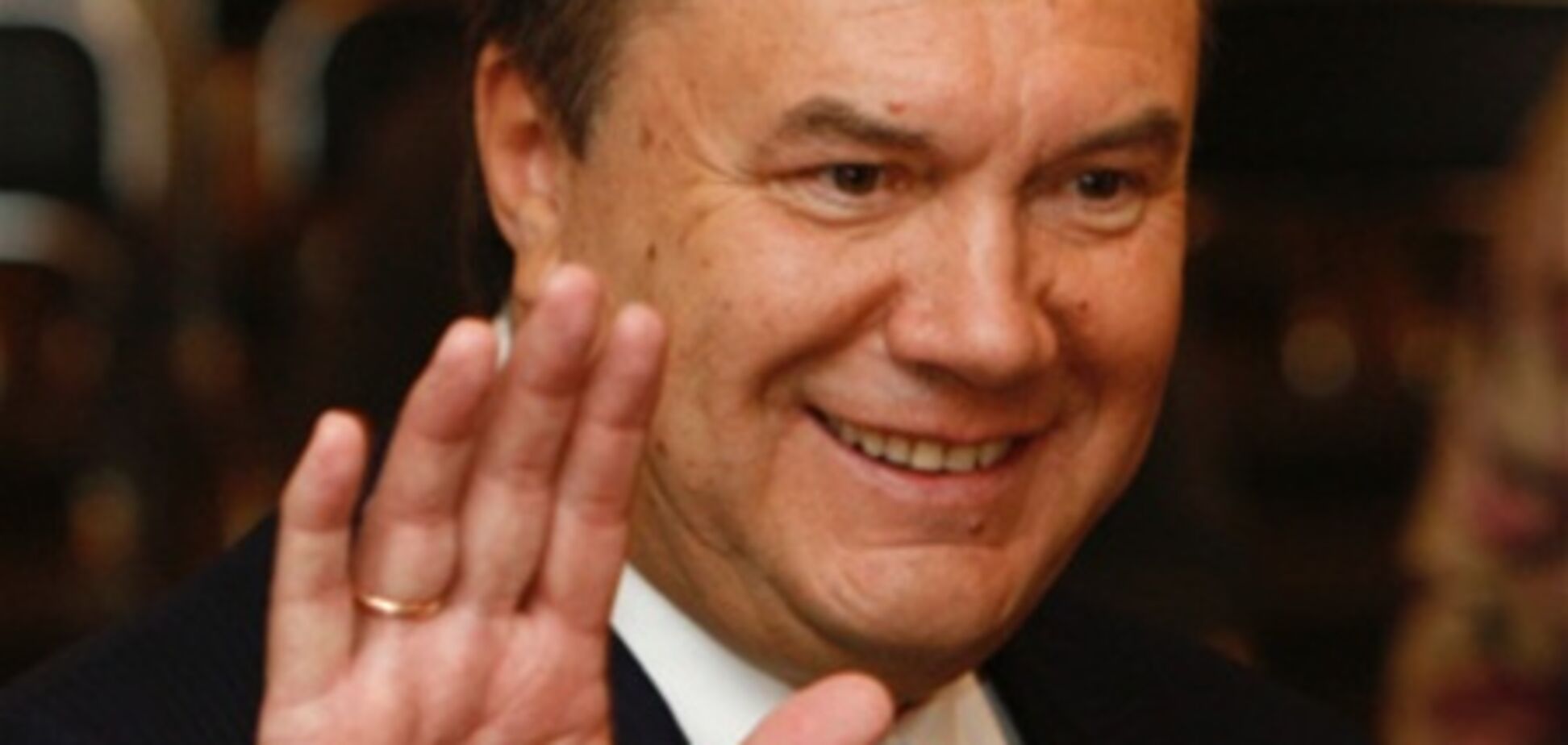 Янукович помилує сотні неповнолітніх і мам з дітьми