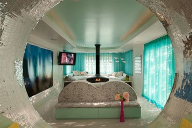 Дивовижний будинок фронтмена рок-групи